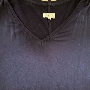 Lou & Grey signature material V neck tee shirt dress EUC.